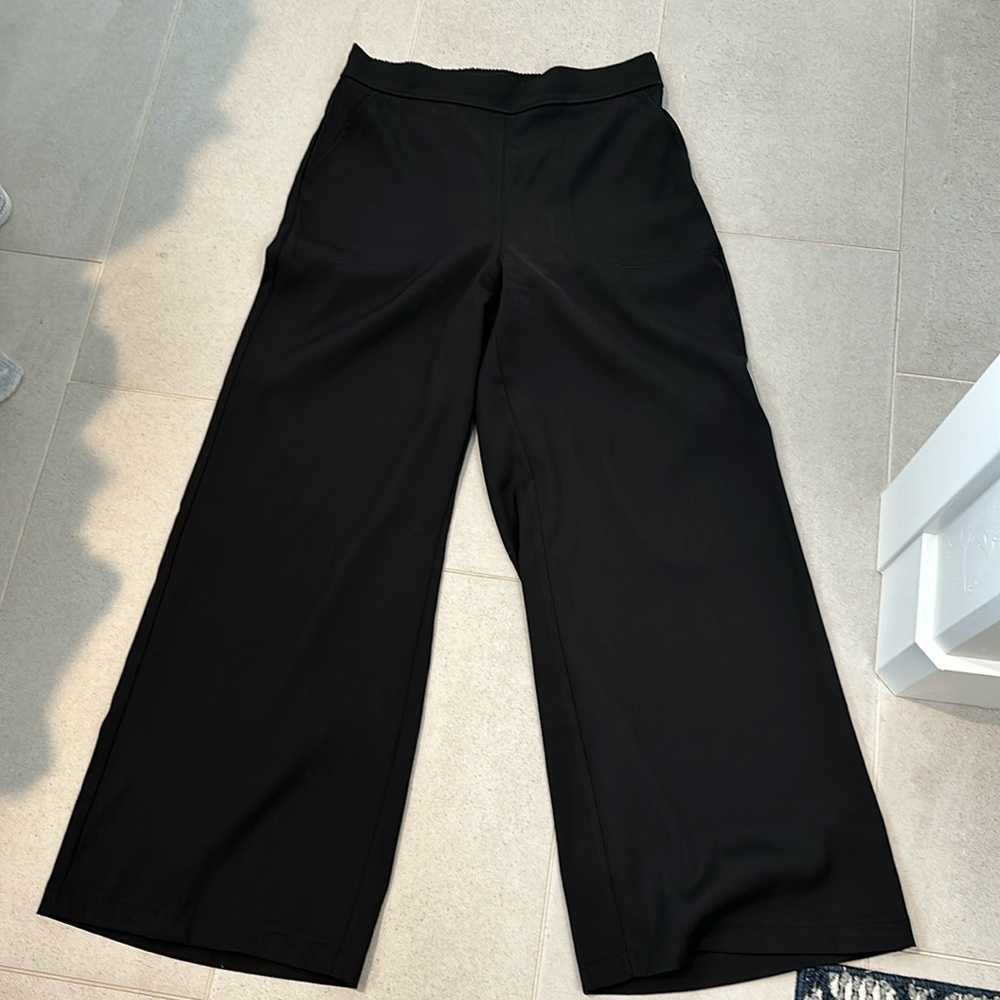 Max Studio Black pants size Large